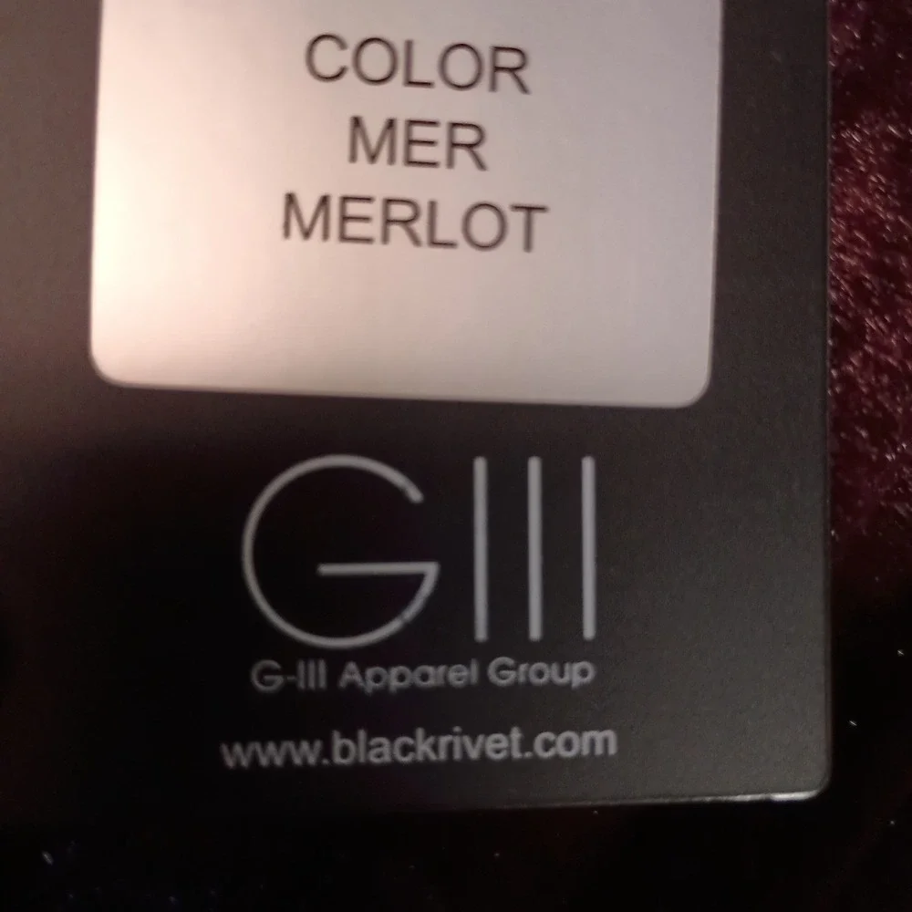 Black Rivet Merlot Faux Fur Poncho Cape Merlot Burgundy S M Style 00RMF022 NWT - Picture 5 of 15